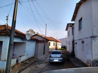 Indicação pede a colocação de um braço de luz na Rua Ana Neves Bairro Santa Cruz